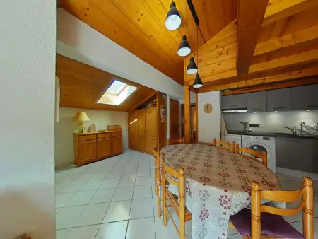Appt au centre avec 2 chambres, balcon, casier à ski et tout confort au Grand-Bornand - Photo 5