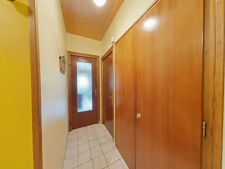 Appartement ensoleillé 2 étoiles, 6 couchages, proche pistes, balcon sud, navette ski - Photo 8
