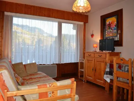 Studio ensoleillé 4 pers. avec balcon et parking, 200m des pistes, au cœur du Chinaillon - Photo 1