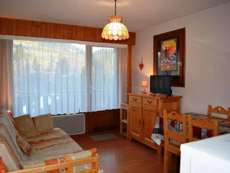 Studio ensoleillé 4 pers. avec balcon et parking, 200m des pistes, au cœur du Chinaillon - Photo 3