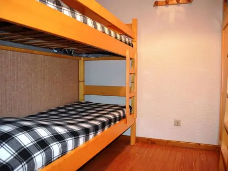 Studio ensoleillé 4 pers. avec balcon et parking, 200m des pistes, au cœur du Chinaillon - Photo 9