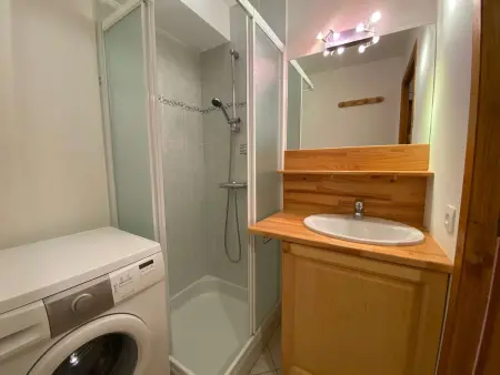 Appartement chaleureux au Grand Bornand - 6 personnes, balcon, parking, proche centre - Photo 13
