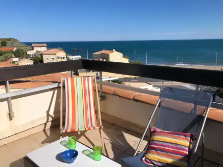 Appt T3 avec terrasse, clim, parking à Cap d'Agde, proche plage et commerces - Photo 2