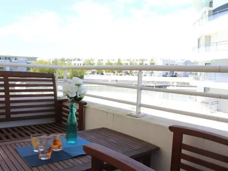 Location Vacances 2 Pièces à La Rochelle avec Balcon et Parking - Photo 1