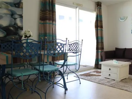 Location Vacances 2 Pièces à La Rochelle avec Balcon et Parking - Photo 5