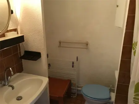 Studio Cabine 4 Pers, RDC, Bord de Plage, Parking Privé, À Proximité Commerces et Aqualand - Photo 6