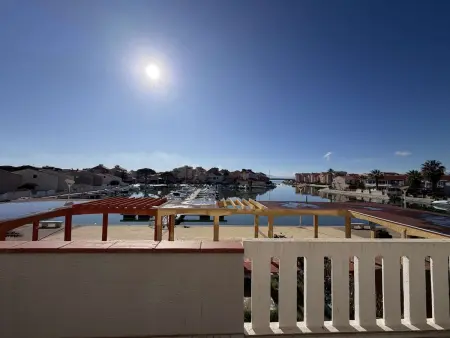 Grand T3 avec terrasse, piscine et parking près de la plage - Photo 1