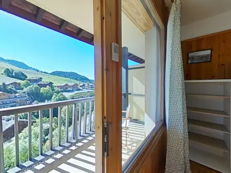 Appt 2P avec balcon au centre du Chinaillon, proche pistes, parking et casier à ski - Photo 10