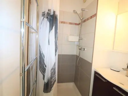 Studio Cabine 4 pers RDC avec Piscines, Terrasse, Proche Mer et Commerces - Photo 5