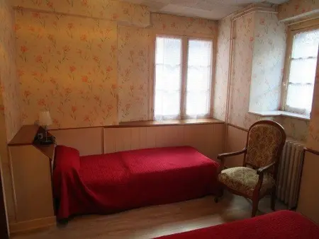 Appartement T3 à Cauterets, proche thermes, télécabine, WiFi et parking - Photo 9