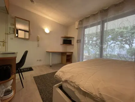 Studio confortable avec terrasse et parking aux Minimes, La Rochelle - Photo 4