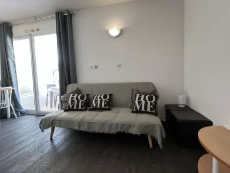 Duplex 3 pièces avec balcon au cœur de La Rochelle - Photo 2