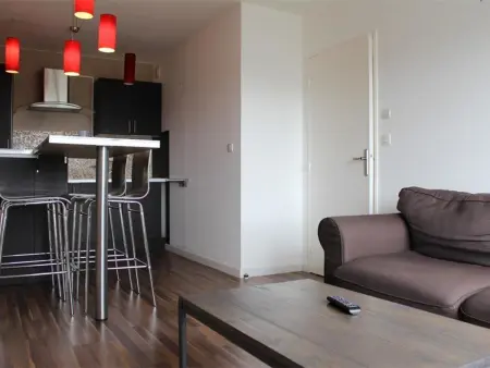 Appt 2 pièces avec balcon et parking à La Rochelle - Photo 2