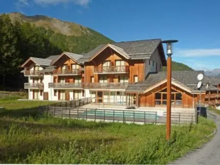 Appartement de standing avec piscine, sauna, hamman et wifi aux Orres 1800 - Photo 9
