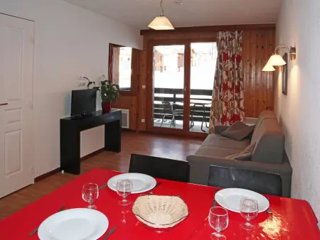 Bel appartement avec piscine, sauna et hammam, 1 chambre, parking, animaux admis, wifi - Photo 2