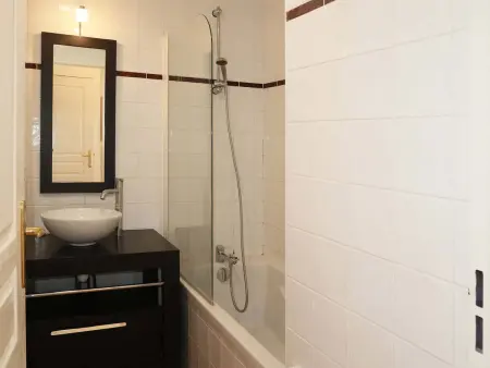 Appartement de standing avec piscine, wifi, animaux admis - Photo 5