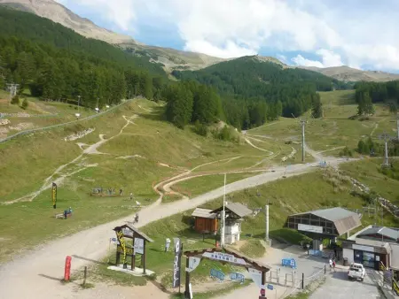 Studio idolâtrable aux Orres pour 4, accès pistes, balcon - Photo 8