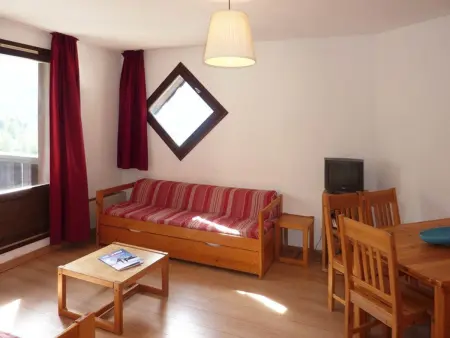 Studio skis aux pieds, balcon sud, idéalement situé, 4-6 couchages, proche animations et commerces - Photo 1
