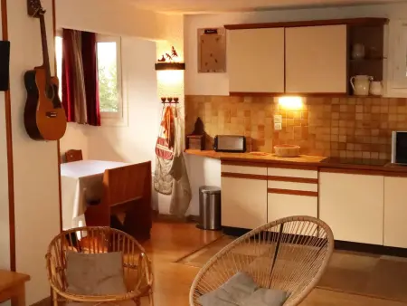 Appartement rénové pour 8 pers, skis aux pieds - Photo 2