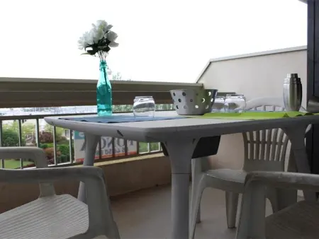 Appartement 2 pièces 5 pers, balcon vue mer, parking privé - La Rochelle - Photo 3