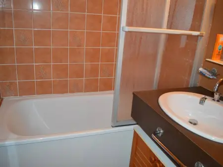 Appartement 3 pièces cabine, 6 couchages à Cerbère, vue mer, parking, accès plage - Photo 6