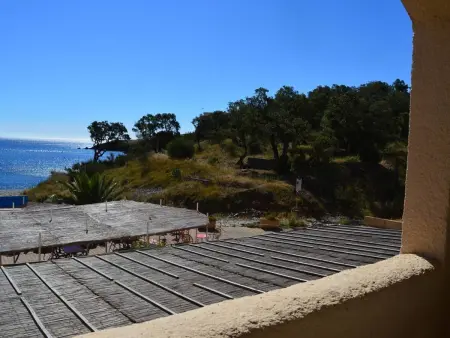 Appartement 3 pièces cabine, 6 couchages à Cerbère, vue mer, parking, accès plage - Photo 8