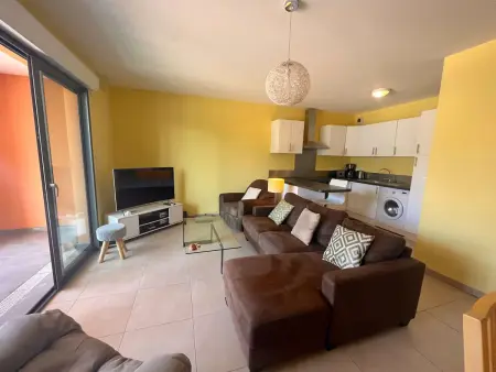Appartement de vacances climatisé avec terrasse et garage au cœur du centre historique de Fréjus - Photo 1