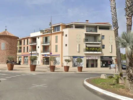 Appartement de vacances climatisé avec terrasse et garage au cœur du centre historique de Fréjus - Photo 15