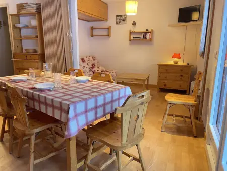 Studio cabine 8 pers, Sud, pied de piste, centre station, proche commerces et ESF - Photo 13
