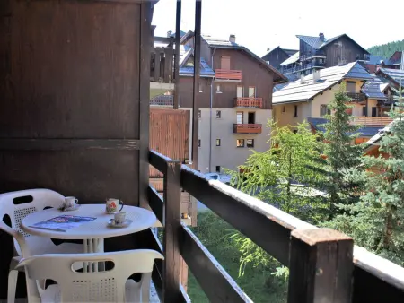 Studio cosy avec coin montagne, balcon sud et casier à ski - 4 couchages à Risoul 1850 - Photo 14