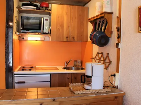 Studio cosy à Vars avec balcon, proche pistes et commerces, parking inclus - Photo 4