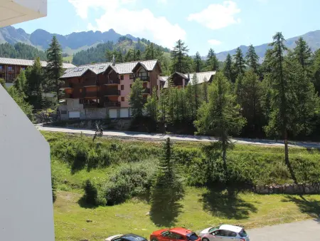 Studio cosy à Vars avec balcon, proche pistes et commerces, parking inclus - Photo 12