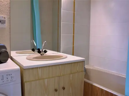 Appartement 3 Pièces 6 couchages avec piscine, animaux admis à Risoul 1850 - Photo 9