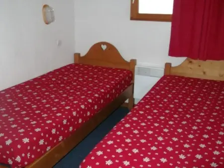 Appartement 3 pièces 6 pers, proche pistes, parking, casier à skis, cuisine équipée - Photo 1