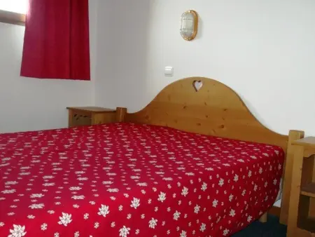 Appartement 3 pièces 6 pers, proche pistes, parking, casier à skis, cuisine équipée - Photo 3