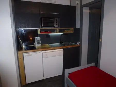 Studio 4 pers, balcon sud, au pied des pistes, Appartement 4 personnes à Isola 2000 - Photo 3