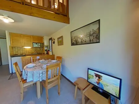 Studio avec cabine et mezzanine, parking et proche des pistes - Photo 4