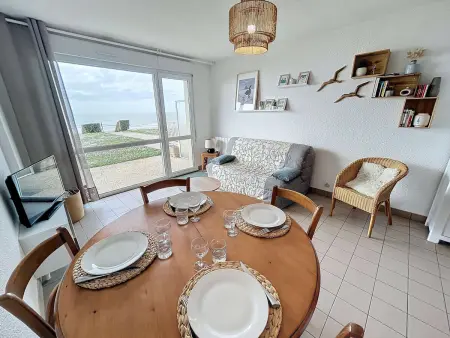 Joli T2 en front de mer avec accès direct plage, terrasse privative, parking et Wi-Fi gratuit - Photo 7