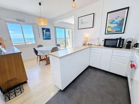 Appartement en bord de mer avec terrasse et parking - Photo 8