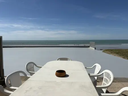 Appartement en bord de mer avec terrasse et parking - Photo 18