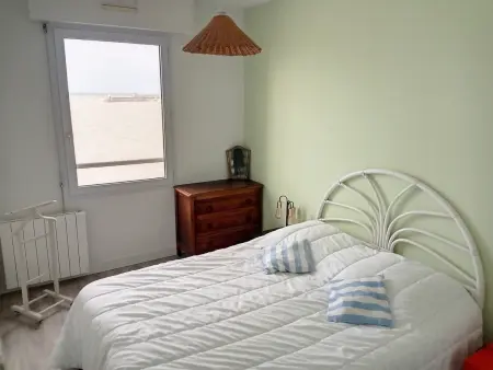 Appartement avec balcon, proche des plages et commerces - Photo 8