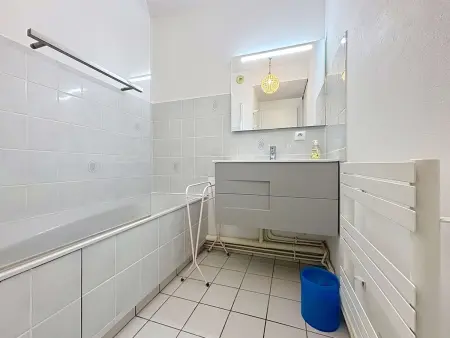 Appartement avec balcon, proche des plages et commerces - Photo 11