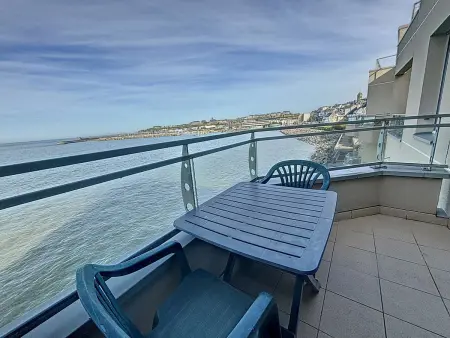 Appartement avec balcon, proche des plages et commerces - Photo 16