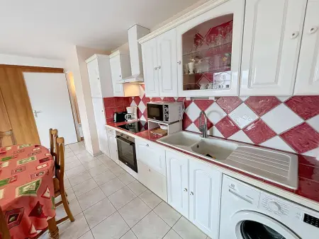 Appartement avec parking à 250m de la plage, proche commerces - Photo 3