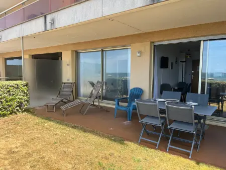 Appartement T2 RDC avec Jardinet et Accès Direct Plage, Parking Sécurisé, Proche Commerces - Photo 7