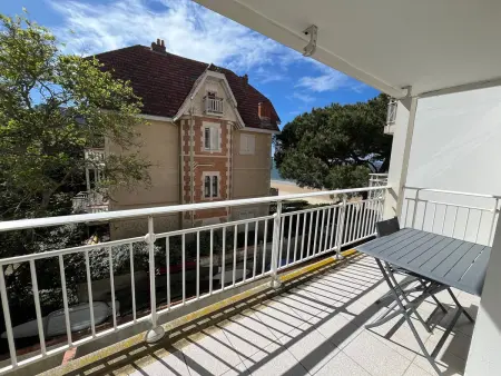 Jolie T2 à Arcachon - Parking, WiFi, Proche Plage - Photo 13
