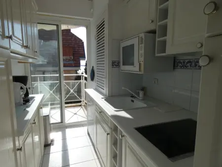 Appartement T3 en bord de mer avec balcon, WIFI et parking sécurisé - Photo 2