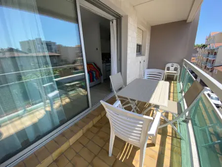 Studio en Centre-Ville d'Arcachon avec Balcon, Parking Privé et Wi-Fi, à 300m de la Plage - Photo 7