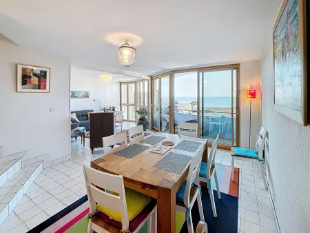 Appartement lumineux avec ascenseur, balcon et wifi gratuit à Granville - Photo 7