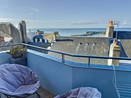 Appartement lumineux avec ascenseur, balcon et wifi gratuit à Granville - Photo 9